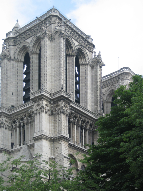 P2-07-Notre-Dame-ext