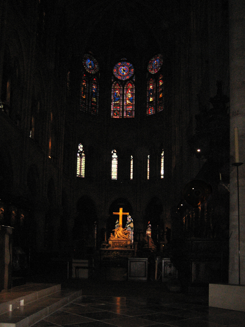 P2-13-Notre-Dame-int